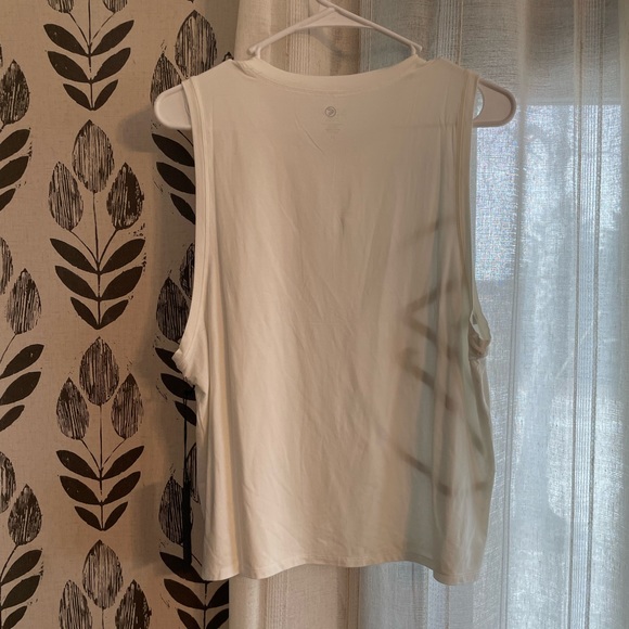 Savvi workout tank top - Picture 3 of 4